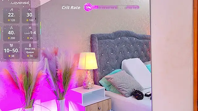 Snapshot of LiaTeylor chatting on 10-31-25, 07:10 LiaTeylor online show from 10-31-25, 07:10