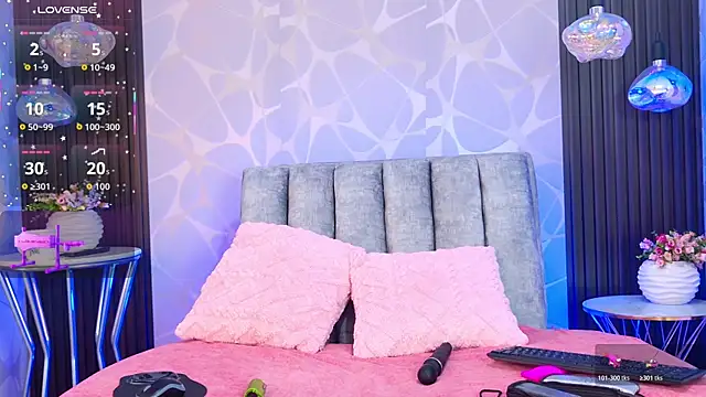 Snapshot of LiaTeylor chatting on 01-10-26, 07:09 LiaTeylor online show from 01-10-26, 07:09