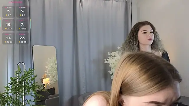 TwixieGuo online show from 10-17-25, 04:16