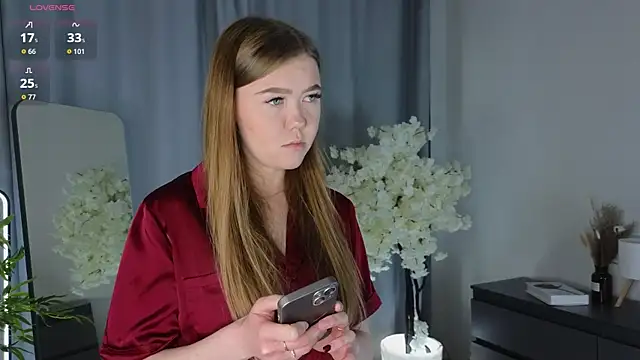 TwixieGuo online show from 10-11-25, 04:35