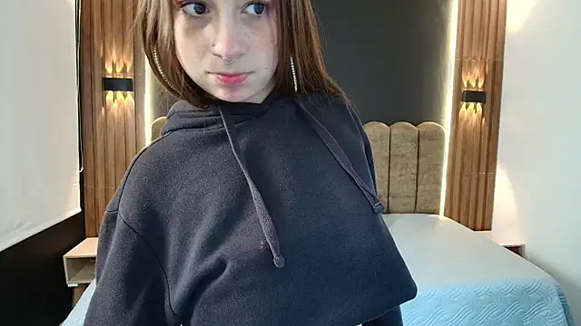GabySweett  online show from 06-12-26, 01:09