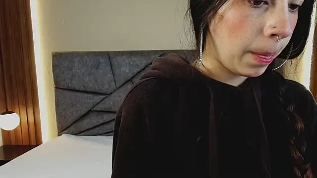 GabySweett  online show from 03-25-26, 01:54