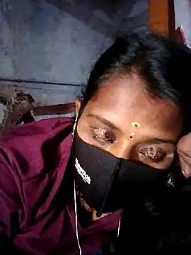 Snapshot of Tamil_Hot_Sandy chatting on 03-25-26, 05:51 Tamil Hot Sandy online show from 03-25-26, 05:51