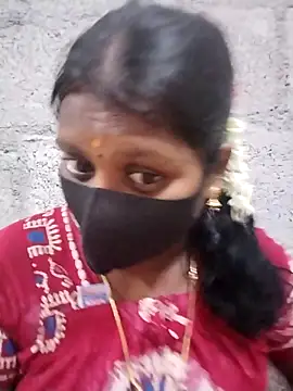 Snapshot of Tamil_Hot_Sandy chatting on 06-01-26, 03:55 Tamil Hot Sandy online show from 06-01-26, 03:55