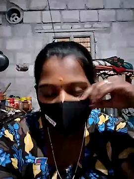 Tamil Hot Sandy online show from 11-30-25, 05:36