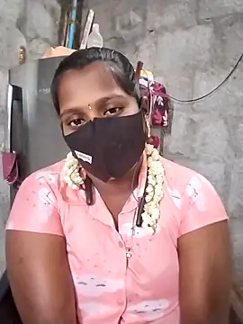 Tamil Hot Sandy online show from 12-16-25, 05:11