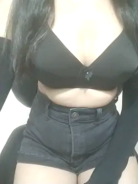 Snapshot of Rosie_Star chatting on 11-05-25, 05:54 Rosie Star online show from 11-05-25, 05:54