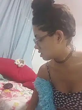 Sexyyeyes244 online show from 02-05-26, 03:30