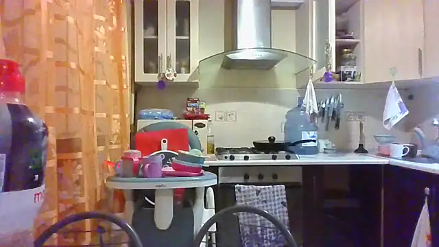 QueenMomyS online show from 10-18-25, 07:49