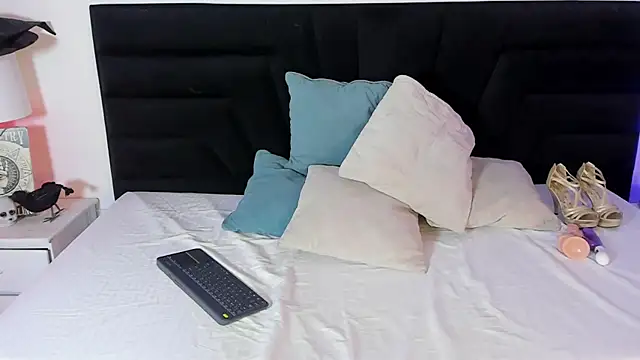 KateValencia online show from 10-05-25, 12:07