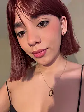 Capricho 01 online show from 11-19-25, 06:52