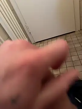 Snapshot of Penisbrutaldick chatting on 01-26-25, 12:54 Penisbrutaldick online show from 01-26-25, 12:54