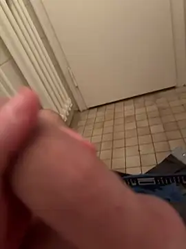 Snapshot of Penisbrutaldick chatting on 02-25-25, 05:19 Penisbrutaldick online show from 02-25-25, 05:19