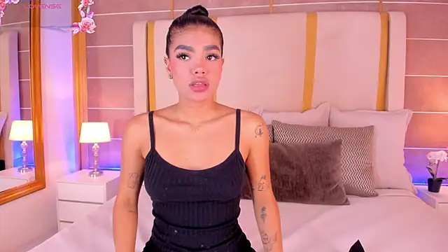 NaylaGrey online show from 11-16-25, 11:48