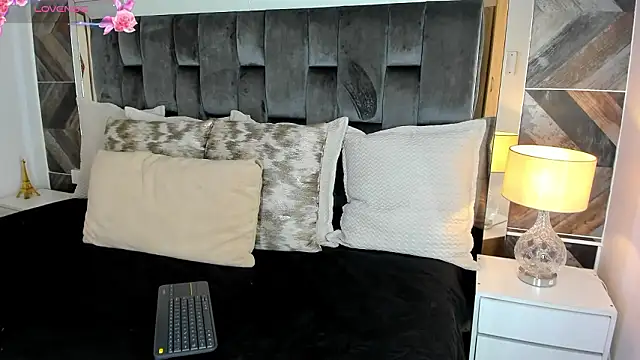 NaylaGrey online show from 02-22-26, 11:56