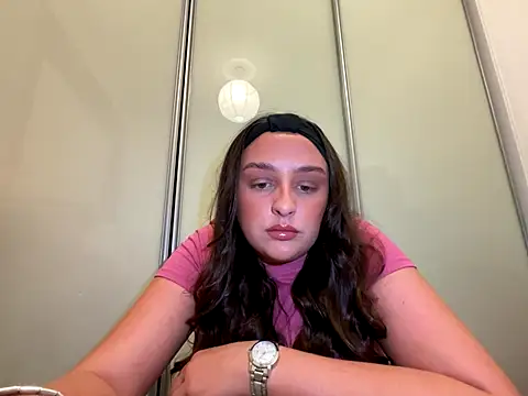 Playfulvixen25 online show from 10-01-25, 11:41