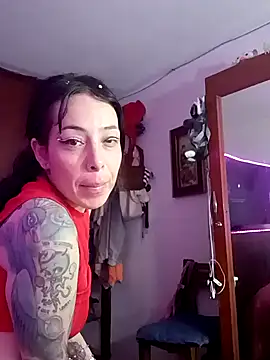 pinklajokr online show from 11-17-25, 04:00