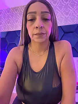 Angelina Roa online show from 07-06-26, 02:13