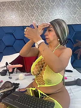 Angelina Roa online show from 04-05-26, 12:56