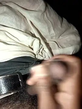 Snapshot of WrongAngle30 chatting on 01-18-26, 06:44 WrongAngle30 online show from 01-18-26, 06:44