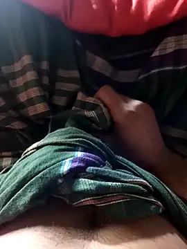 Snapshot of WrongAngle30 chatting on 11-11-25, 08:36 WrongAngle30 online show from 11-11-25, 08:36