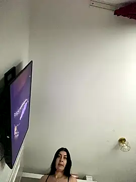 Snapshot of Romina6 chatting on 11-10-25, 08:52 Romina6 online show from 11-10-25, 08:52