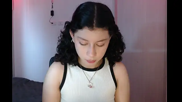 Ivonnybonn online show from 11-30-25, 09:26