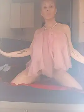 Conny Shellie online show from 11-20-25, 01:06