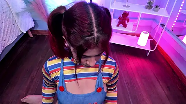 KathiaSaenz  online show from 10-07-25, 03:40