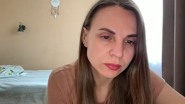AnnieLove7722 online show from 06-16-26, 03:12