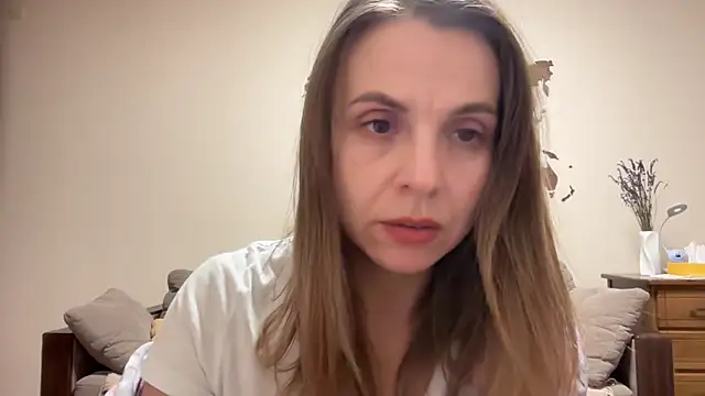 AnnieLove7722 online show from 10-21-25, 09:36