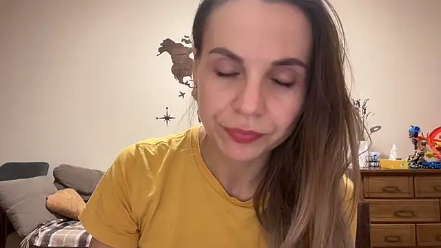 AnnieLove7722 online show from 10-29-25, 09:47