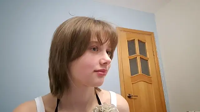 Snapshot of ExitedTroth chatting on 10-13-25, 05:25 ExitedTroth online show from 10-13-25, 05:25