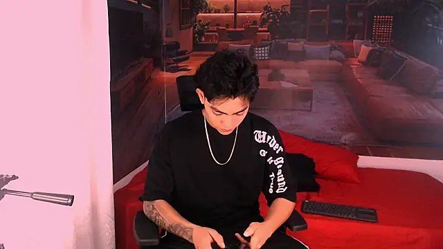 RomeoMillerr online show from 12-01-25, 07:04