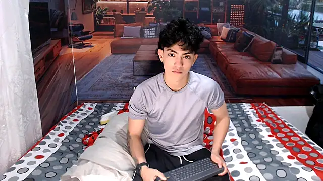 RomeoMillerr online show from 06-20-26, 04:34