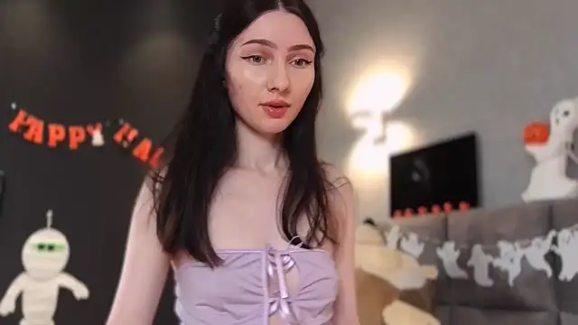 AnaMoonlight online show from 10-30-25, 04:37