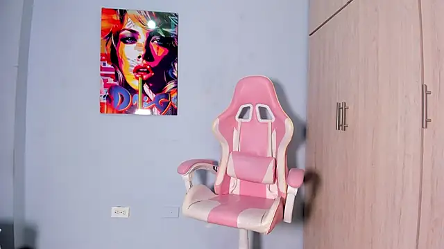 Snapshot of Athenea__fox chatting on 11-07-25, 11:59 Athenea fox online show from 11-07-25, 11:59