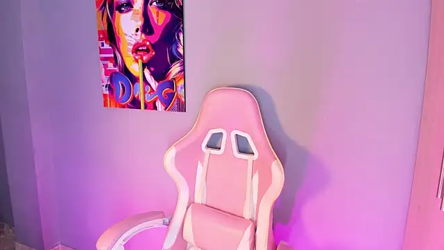 Snapshot of Athenea__fox chatting on 12-05-25, 11:53 Athenea fox online show from 12-05-25, 11:53