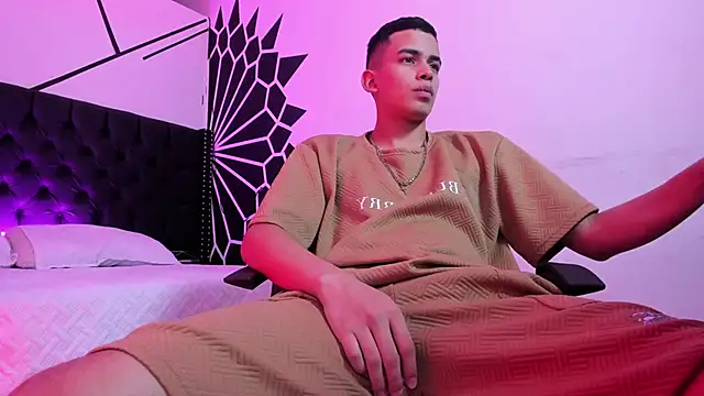 JuanSixx online show from 10-10-25, 03:40