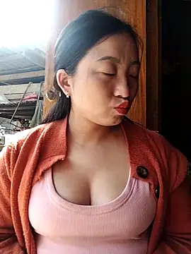 Snapshot of zhen-zo chatting on 02-06-26, 04:30 zhen-zo online show from 02-06-26, 04:30