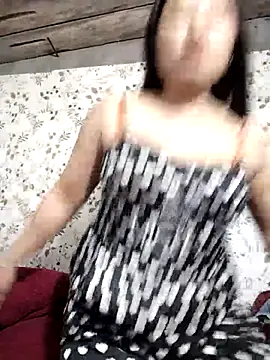 Snapshot of zhen-zo chatting on 02-13-26, 01:11 zhen-zo online show from 02-13-26, 01:11