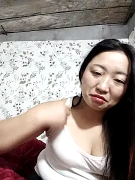 Snapshot of zhen-zo chatting on 02-08-26, 12:41 zhen-zo online show from 02-08-26, 12:41