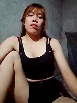 Snapshot of nhinhi-sexy chatting on 10-19-25, 12:19 nhinhi-sexy online show from 10-19-25, 12:19