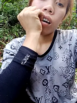 nhinhi-sexy online show from 10-28-25, 05:29