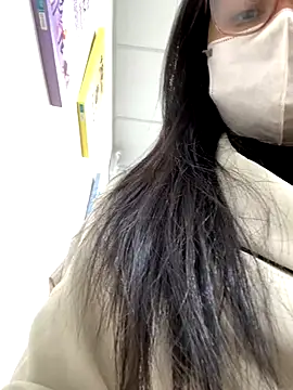 Lydia-a online show from 12-19-25, 07:00