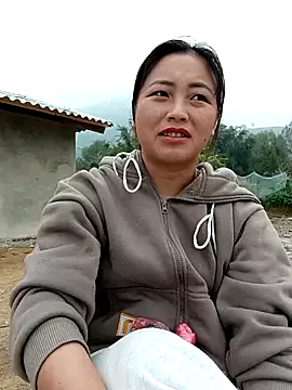 Snapshot of buddy-sexy chatting on 03-14-26, 01:55 buddy-sexy online show from 03-14-26, 01:55