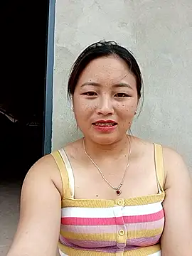 Snapshot of buddy-sexy chatting on 05-25-26, 02:33 buddy-sexy online show from 05-25-26, 02:33