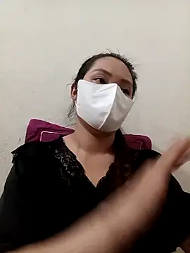 bree-zz online show from 12-14-25, 01:17