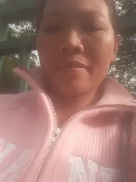 Snapshot of bree-zz chatting on 11-07-25, 01:10 bree-zz online show from 11-07-25, 01:10