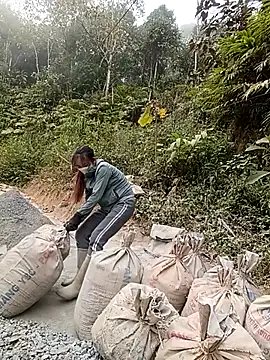 bree-zz online show from 12-18-25, 04:17